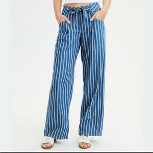 🐬 High Rise Wide Leg Pants